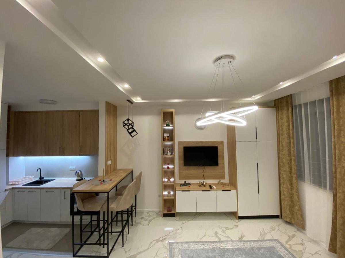 Apartman Cristal Lux تريبينيي المظهر الخارجي الصورة